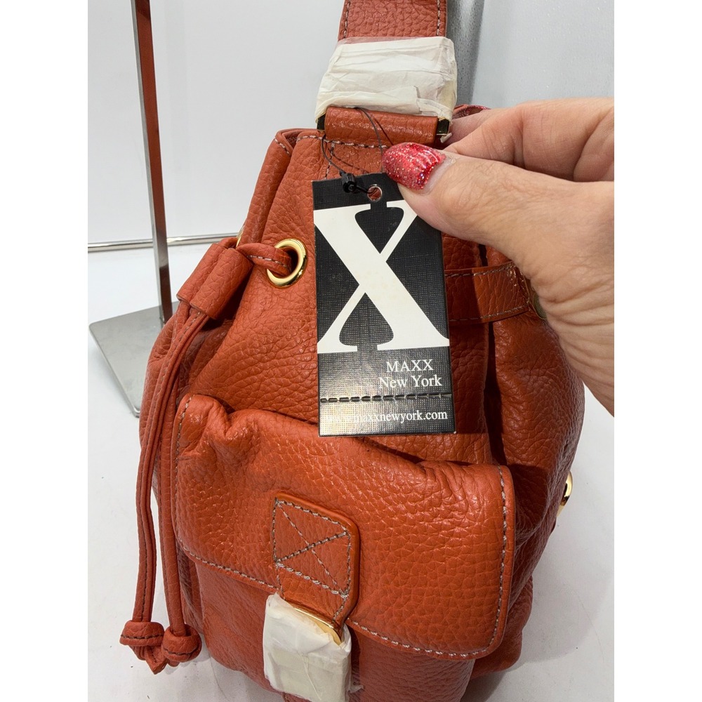 Maxx New York Burnt Orange Pebbled Leather Shoulder Bag Hobo Front Pocket NWT - Picture 5 of 12
